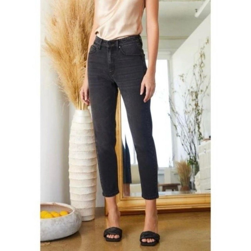 KanCan • Washed Black High Rise Mom Straight Leg Jean Size 7/27